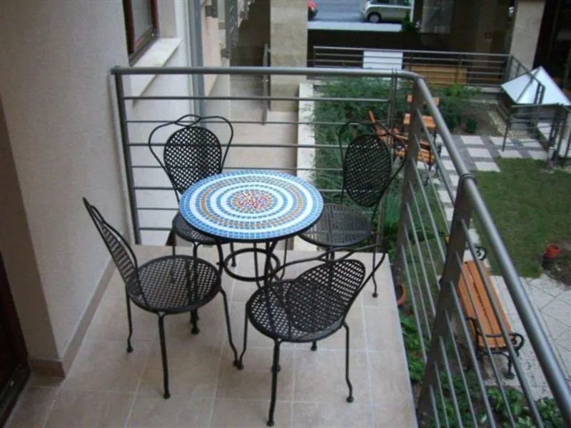 Opera Residence Budapeste Apartamento